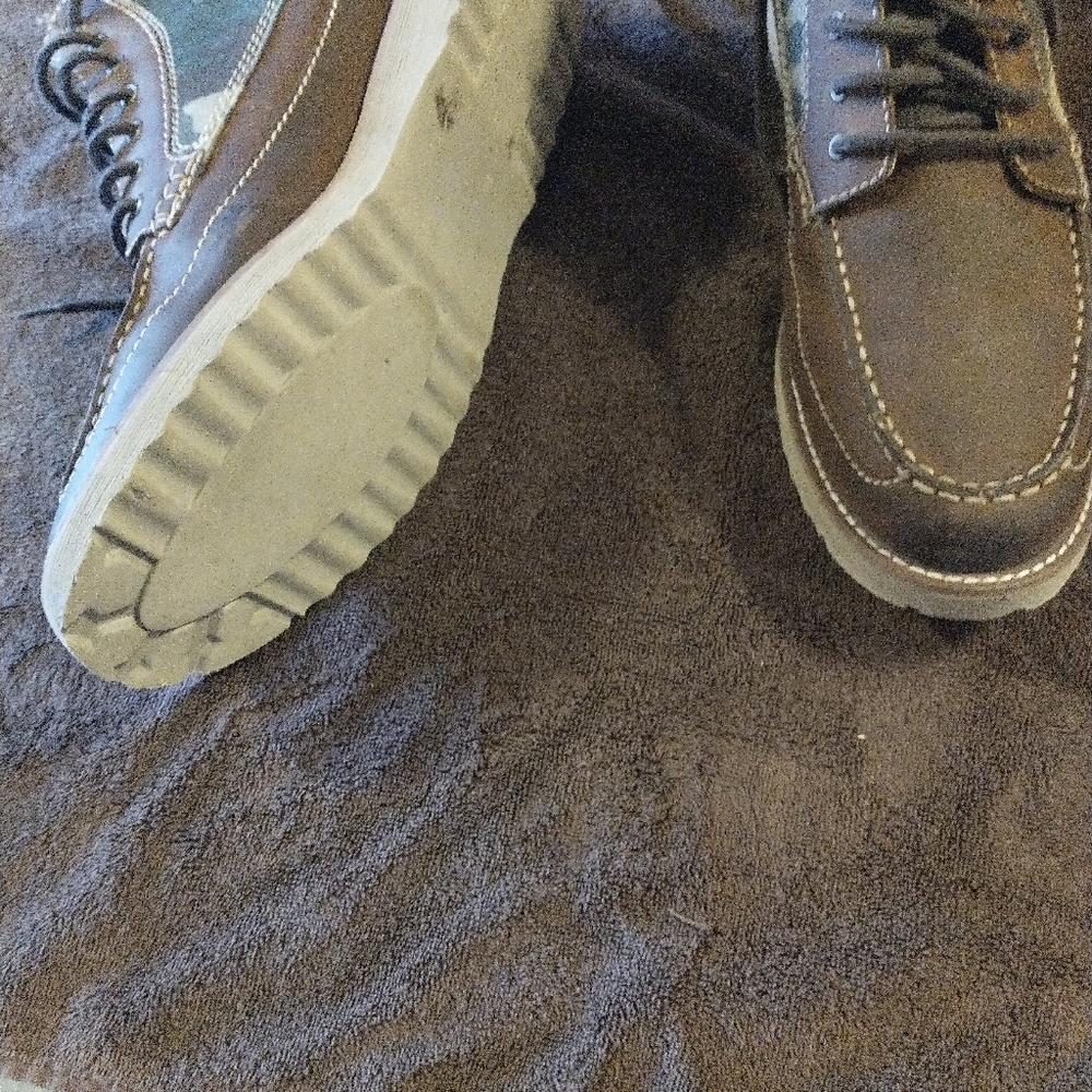 Boots - Picture 6 of 6